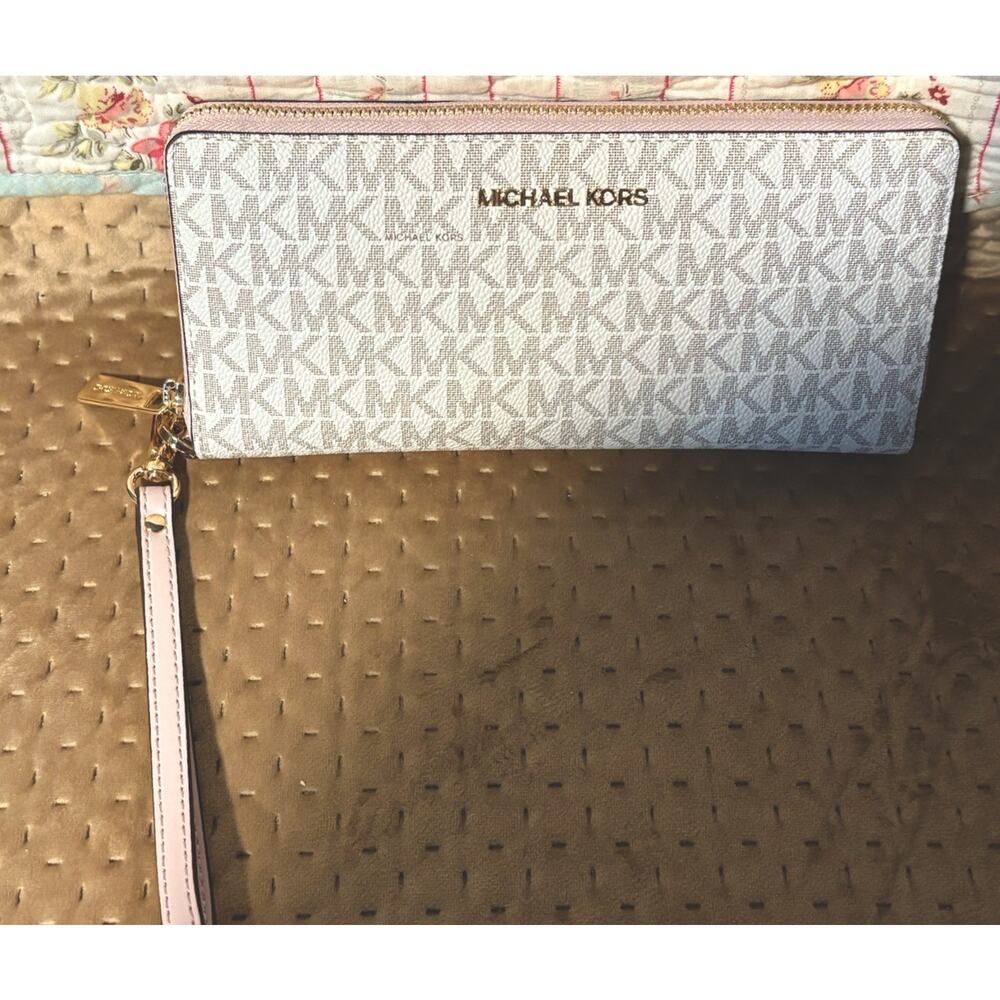 NWT Michael Kors Jet Set Travel Continental Long Wallet Wristlet Powder blush